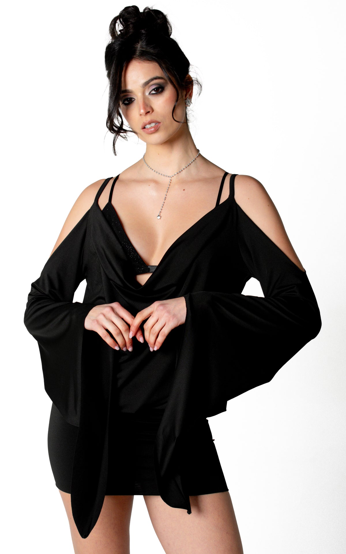 WILLOW BLACK